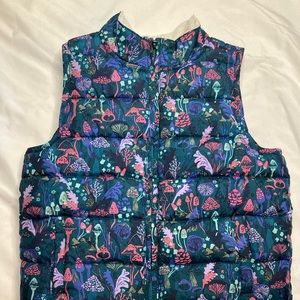 Girls stylish vest Gymboree with faux fur. Size: 7/8.